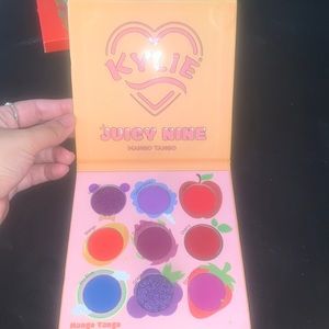 Kylie eyeshadow palette